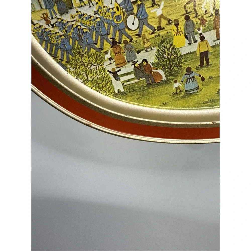 Sunshine Biscuits Cookie Tin Lid Holiday Parade American Folk Art Tray